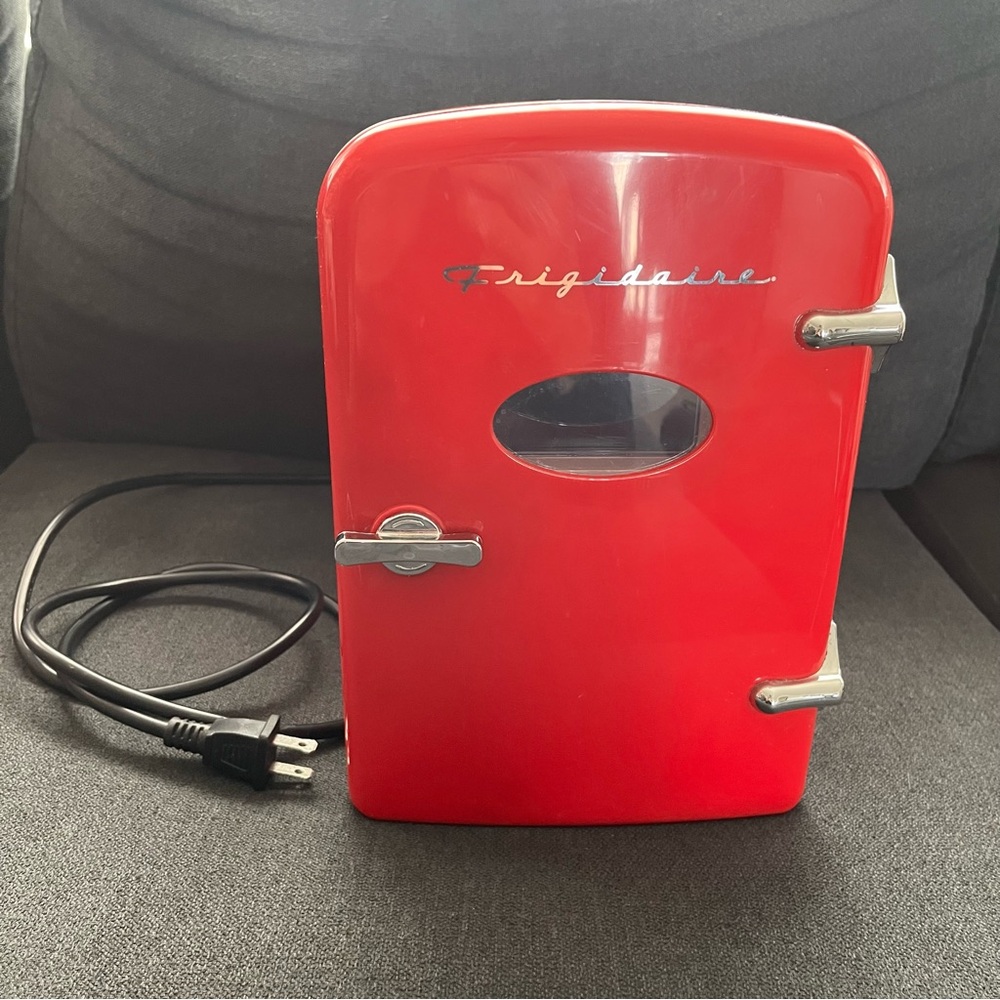Frigidaire Red Mini Fridge - Picture 7 of 7